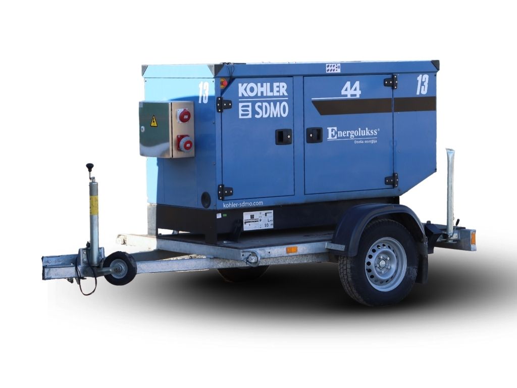 Energolukss nomas ģenerators 24kW uz piekabes